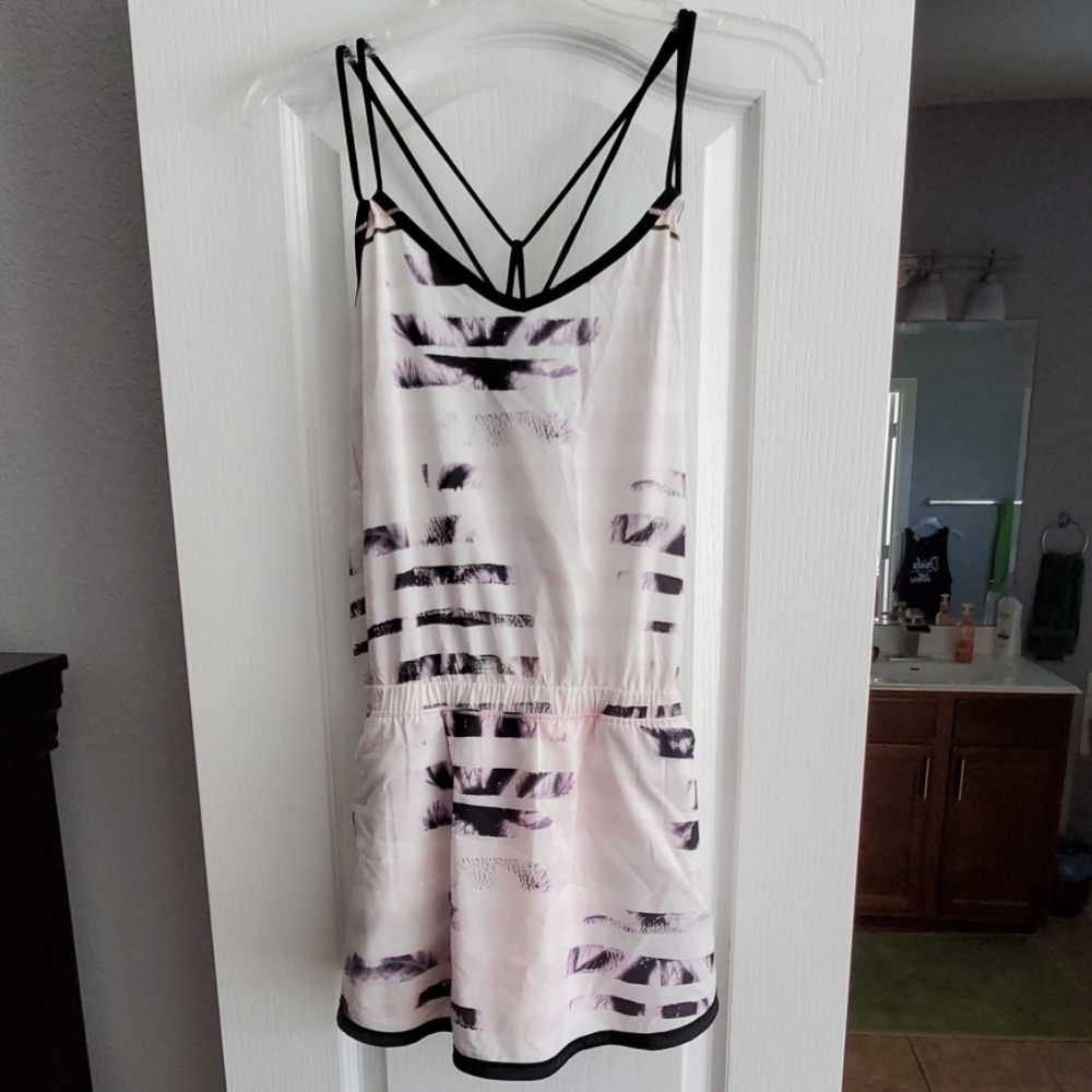 SOLD. Lululemon sweaty or not runsie